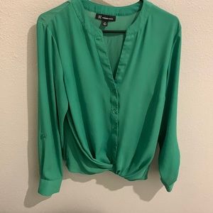 INC GREEN BUTTON UP